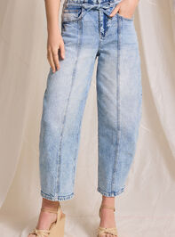 Connor Barrel Jeans Detail 3 - TULLABEE