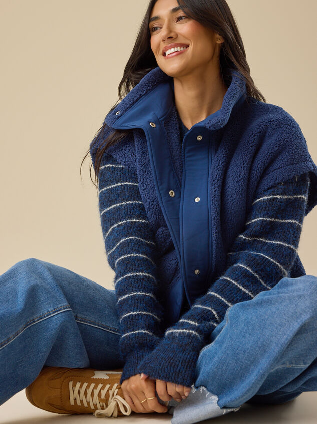 Nina Oversized Sherpa Vest - TULLABEE