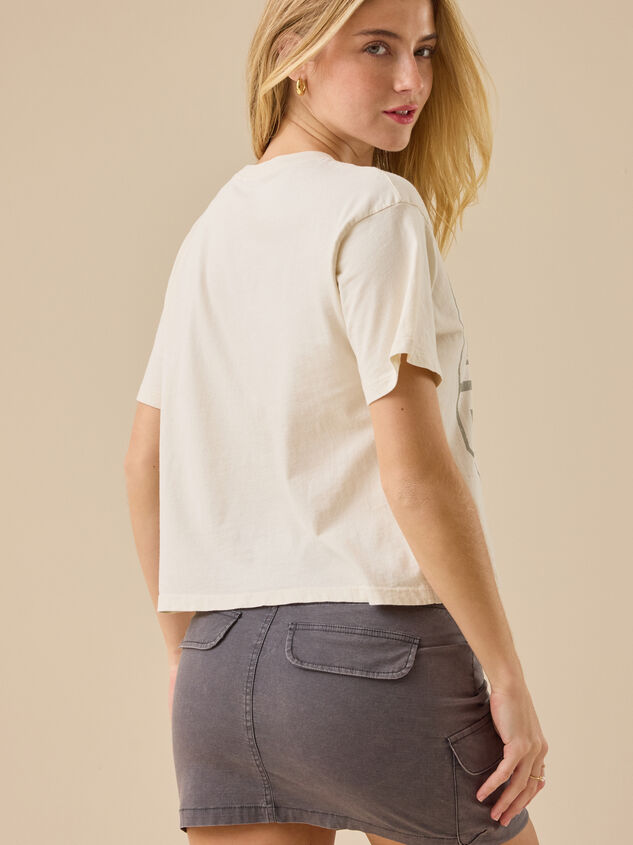 55 Cropped Graphic Tee Detail 5 - TULLABEE