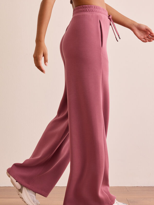 Supersoft Wide Leg Pants Detail 4 - TULLABEE