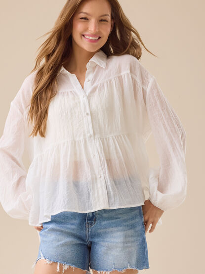 Wilder Fray Hem Denim Shorts - TULLABEE