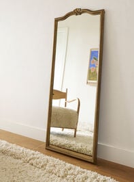 Adele Gilded Wood Mirror Detail 2 - TULLABEE