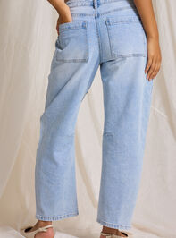 Westyn Barrel Jeans Detail 5 - TULLABEE
