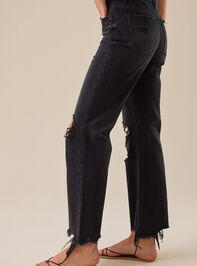Courtney High-Rise Jeans Detail 4 - TULLABEE