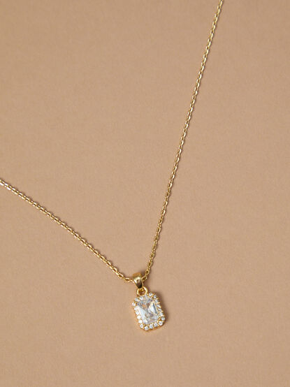 18K Gold Radiant Charm Necklace - TULLABEE