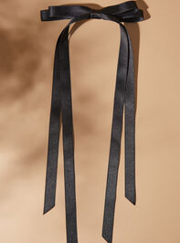 Skinny Ribbon Bow Detail 2 - TULLABEE