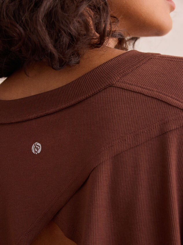 Relax Ribbed Open Back Layer Detail 4 - TULLABEE