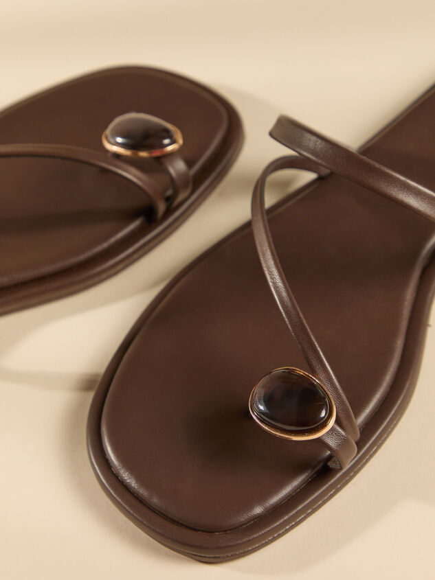 Sandy Cove Strappy Sandal Detail 2 - TULLABEE