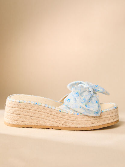 The Praciee Platform Sandal - TULLABEE
