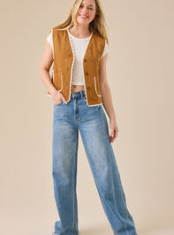 Cali Suede Trim Vest Detail 2 - TULLABEE