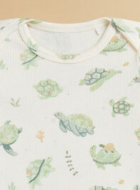 Sea Turtles Ribbed Lounge Set Detail 2 - TULLABEE