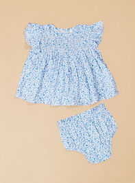 Gracie Floral Smocked Dress Detail 2 - TULLABEE