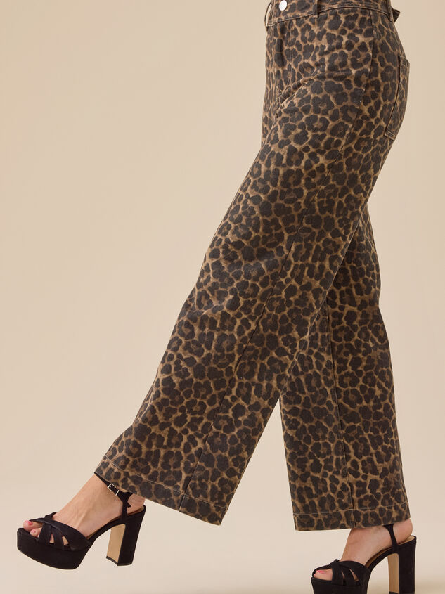 Fawn Cheetah Baggy Pants Detail 4 - TULLABEE