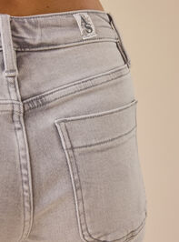 Alix Crop Wide Leg Jeans Detail 6 - TULLABEE