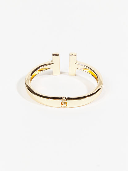 Chunky Hinged Bangle - TULLABEE