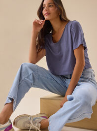 Charly Lace Trim Cropped Tee Detail 2 - TULLABEE