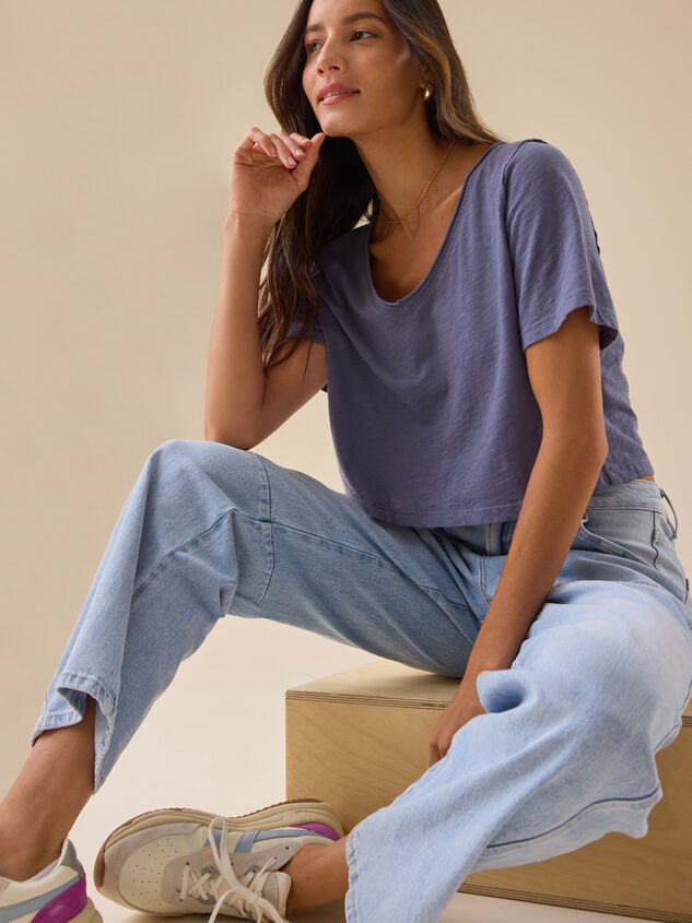 Charly Lace Trim Cropped Tee Detail 2 - TULLABEE