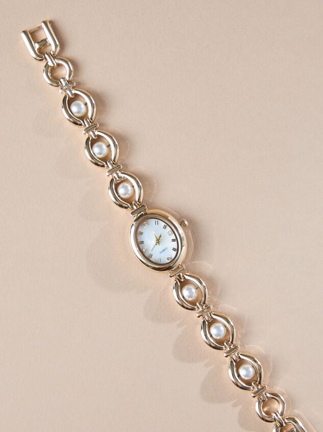 Pearl Oval Face Watch Detail 2 - TULLABEE