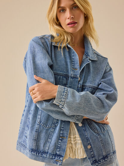 Scottie Denim Jacket - TULLABEE