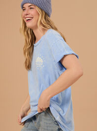 Here Comes The Sun Graphic Tee Detail 4 - TULLABEE