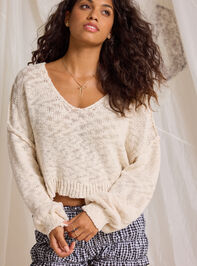 Natalie V-Neck Crop Sweater Detail 2 - TULLABEE