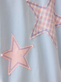 13 Star Graphic Sweatshirt Detail 4 - TULLABEE