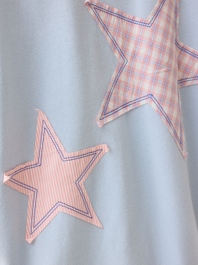 13 Star Graphic Sweatshirt Detail 4 - TULLABEE