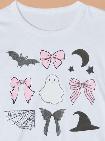 Spooky Coquette Grid Tee - TULLABEE