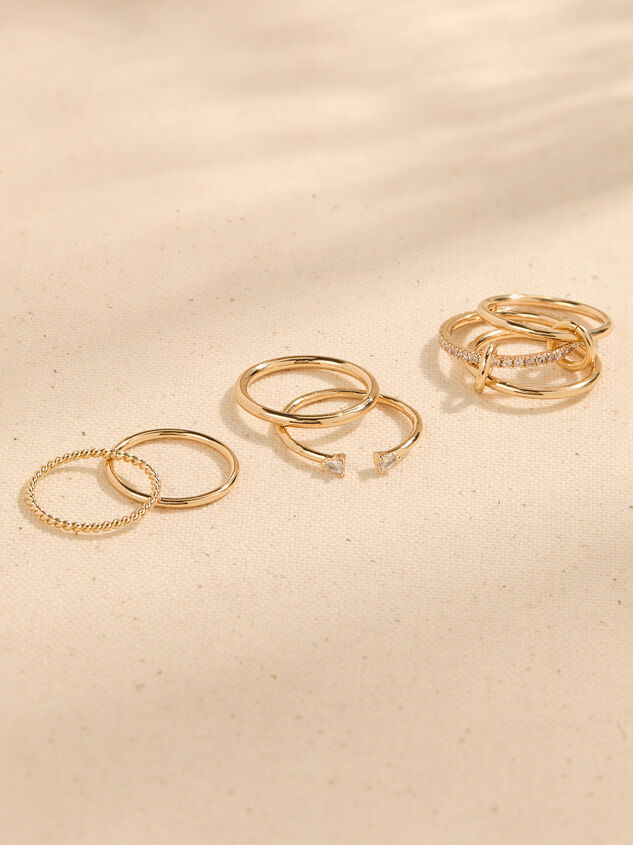 Dainty Layered Ring Set Detail 2 - TULLABEE