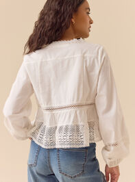 Viviana Woven Crochet Top Detail 5 - TULLABEE