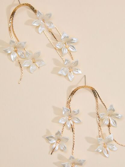 Pearl Floral Dangle Earring - TULLABEE