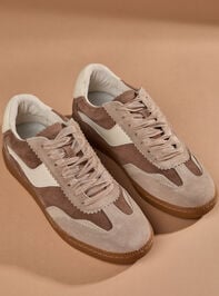 Notice Sneakers By Dolce Vita Detail 4 - TULLABEE