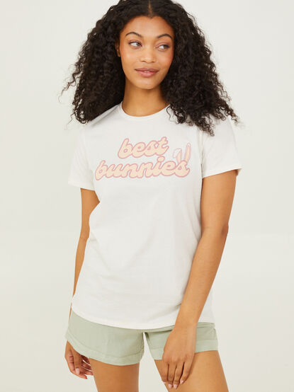 Best Bunnies Mama Tee - TULLABEE