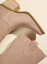 Randa Western Booties Detail 4 - TULLABEE