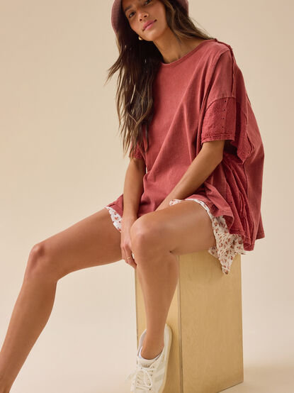 Zelda Embroidered Oversized Tee - TULLABEE