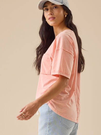 Cammie Pocket Tee - TULLABEE