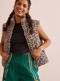 Level Up Leopard Puffer Vest Detail 2 - TULLABEE