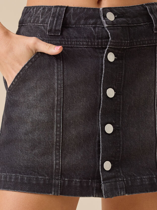 Annika Denim Button Up Skort Detail 3 - TULLABEE