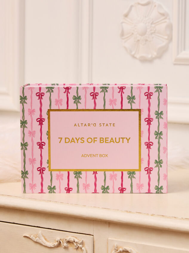 7 Days of Beauty Advent Calendar Detail 2 - TULLABEE