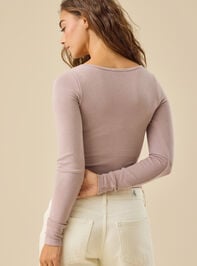 Elowyn Long Sleeve Ribbed Top Detail 4 - TULLABEE