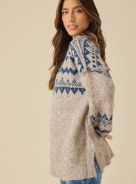 Ellen Oversized Wool Sweater Detail 4 - TULLABEE