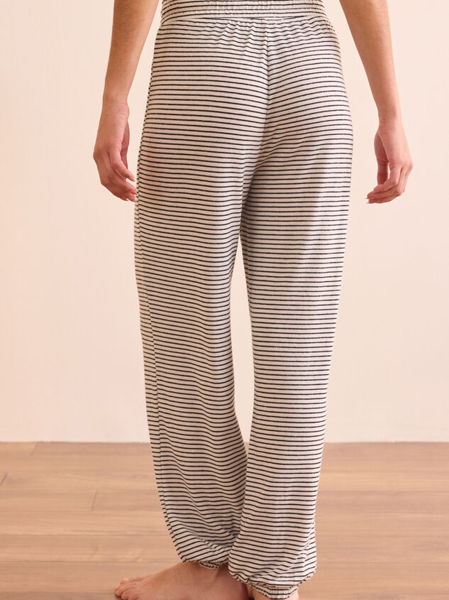 Gentle Hug Striped Jogger Detail 5 - TULLABEE