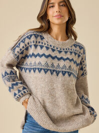 Ellen Oversized Wool Sweater Detail 2 - TULLABEE