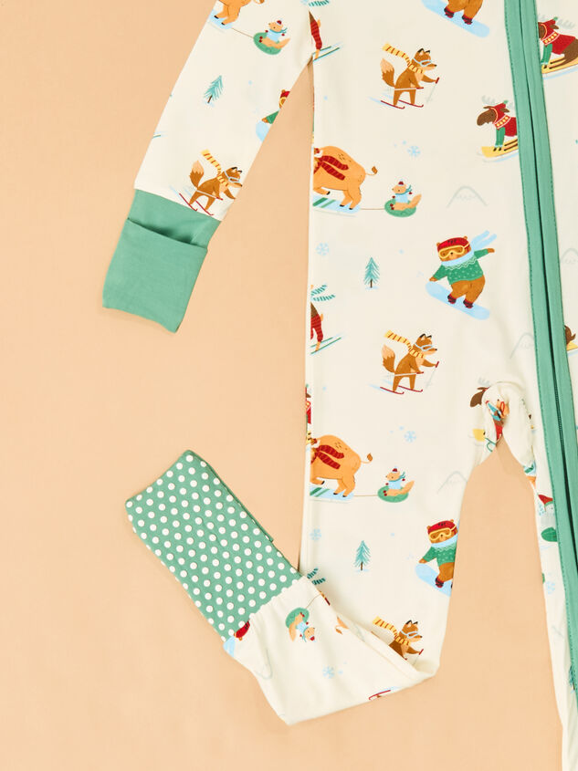 Alpine Adventures Sleeper Detail 2 - TULLABEE