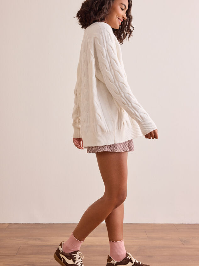 Daydream Cable Knit Sweater Detail 4 - TULLABEE