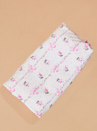 Floral Bow Swaddle Detail 2 - TULLABEE
