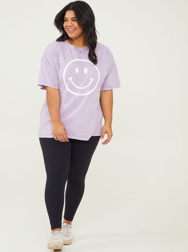 Smiley Face Oversized Tee Detail 2 - TULLABEE