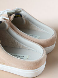 Laura Sneakers By Vintage Havana Detail 4 - TULLABEE