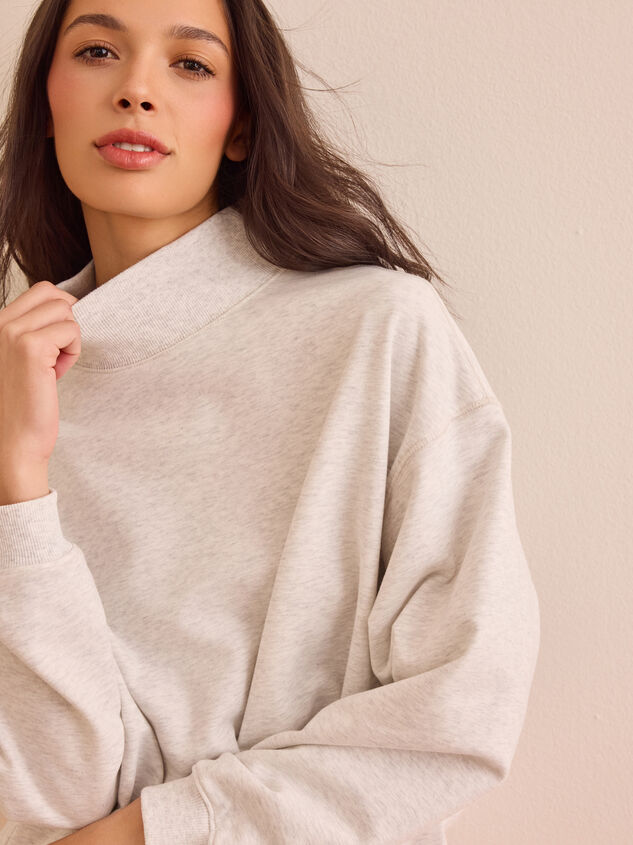 Precision Mock Neck Sweatshirt Detail 4 - TULLABEE