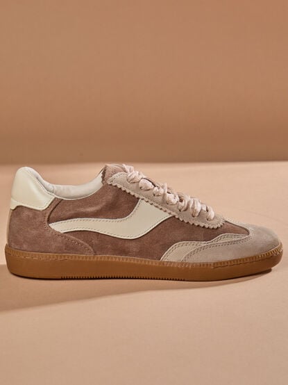 Notice Sneakers By Dolce Vita - TULLABEE